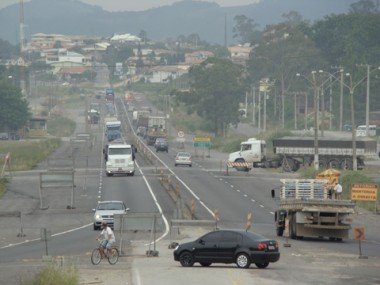 a-volta-deve-ser-de-congestionamentos-1