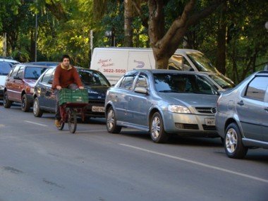 a-bicicleta-deveria-ser-o-principal-meio-de-transporte-1 Estudo para implantação de uma ciclovia existe, mas faltam recursos.