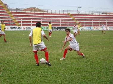 divisao-especial-meta-e-nao-perder-o-foco-1 O jogo deste domingo, contra o Próspera, será novamente no Estádio Anibal Costa.