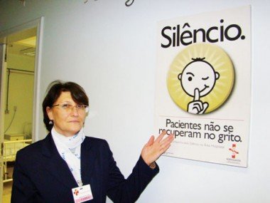 Motoristas não respeitam o silêncio próximo ao hospital