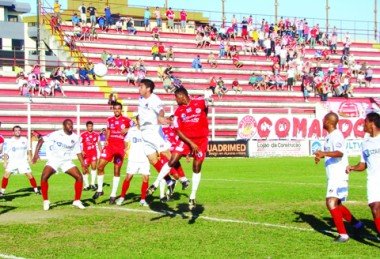 Divisão Especial: Hercílio deixa a liderança