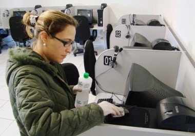 Nova gripe: Comerciantes mudam hábitos