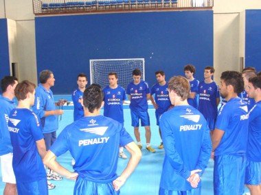 Futsal Unisul: Treinador faz treino tático