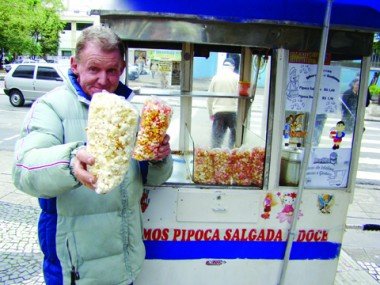 Italino pede ajuda. Quem se habilita?