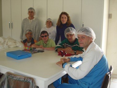 atleta-solidario-equipe-da-apae-vai-entrar-em-campo-1 Galerinha da Apae de Braço do Norte está articulada e organizada para fazer bonito do Atleta Solidário.