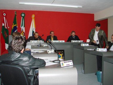Meio ambiente: Projeto de fundação é discutido
