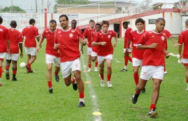 hercilio-luz-tres-jogadores-pedem-dispensa-1