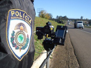 Fiscalização na 101: Atenção: radares ao longo da rodovia!