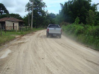 Com tanta chuva, manter tudo transitável é impossível