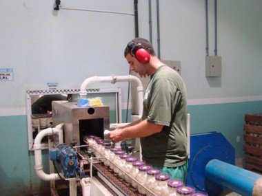 economia-projecao-e-de-5-de-crescimento-1 A expectativa para 2010 é que haja mais empregos no setor da indústria de Tubarão.