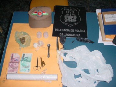 Entorpecentes: Traficante é preso no Farol de Santa Marta