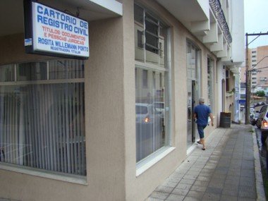 Mudança de titularidade: Cartório de Tubarão permanece fechado hoje