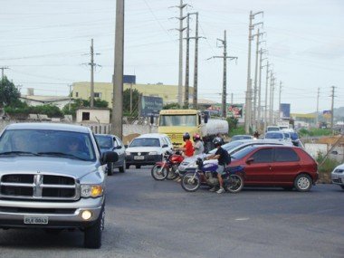 Novo prazo: Viaduto não termina antes de abril