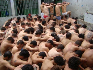 Presídio Regional de Tubarão: Liminar nunca foi cumprida