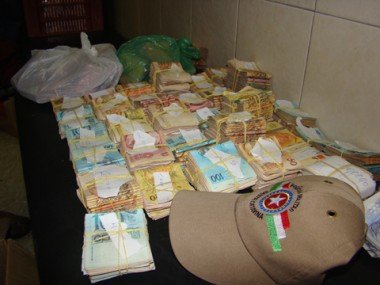 Quadrilha: Quase R$ 200 mil são apreendidos
