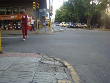Acessibilidade: Calçadas novas? Nem tanto…