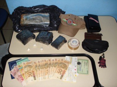 Tráfico: Mulher ‘substitui’ o marido no tráfico e é presa