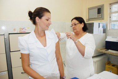 Vacina da gripe A: Calma! É só a 1ª etapa