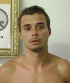 Crime: Homem é assassinado com dez facadas