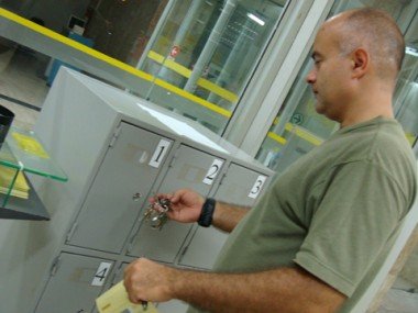 Guarda-volumes: Bancos são multados