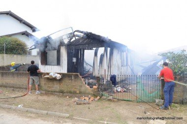 Tragédia: Criança morre carbonizada