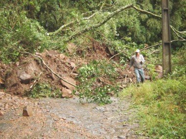 Chuvas: Aulas são suspensas no Vale