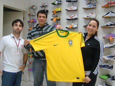 Copa do Mundo: Lojas podem fechar durante os jogos