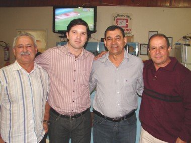 Eleições 2010: Bila desiste, mas não hipoteca apoio