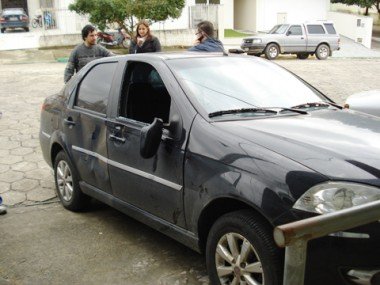 transito-falta-de-sinalizacao-culmina-em-acidente-1