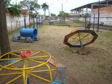 Unidade dos bombeiros: Projeto ficou 5 meses ‘escondido’ em gaveta