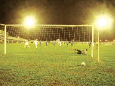 Divisão Especial: Peixe faz 7 a 0 no Porto e é líder