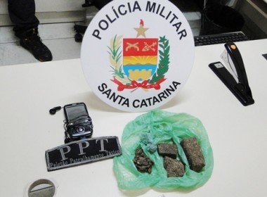 “Sou usuário”: 150 gramas de maconha e… liberdade