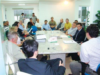 Saneamento: Prefeitura quer romper com a Casan