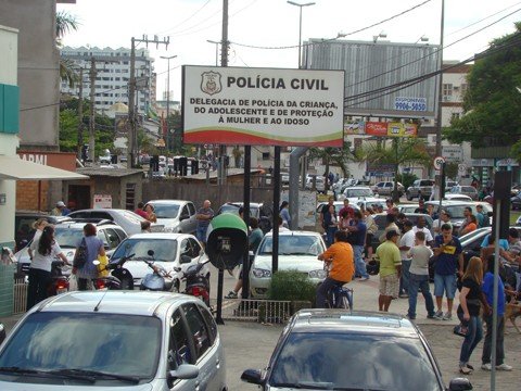 idoso-conta-detalhes-de-estupro-a-policia-1