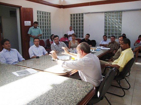 testes-iniciam-em-15-dias-1 Participaram do encontro o prefeito Manoel Bertoncini, autoridades políticas e empresariais, e representantes das Polícias Civil e Militar.