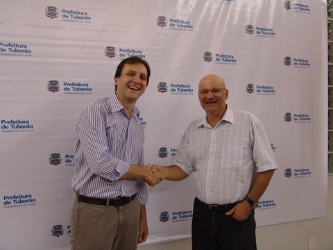 verba-esta-na-mao-1 Pepê e Manoel Bertoncini comemoraram muito a liberação da verba