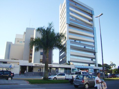 clinica-comemora-20-anos-1 A fundação da Pró-Vida partiu de um grupo de médicos formado por Arary Cardozo Bittencourt, Geraldo Cezar Althoff, Varne Viana, Jaime César Souza, Nei Fava, Luissaulo Cunha, Adonis Nicolau Sardá, Alfredo Moreira Maia, Clodomir Antônio Vieira e Jauro Soare