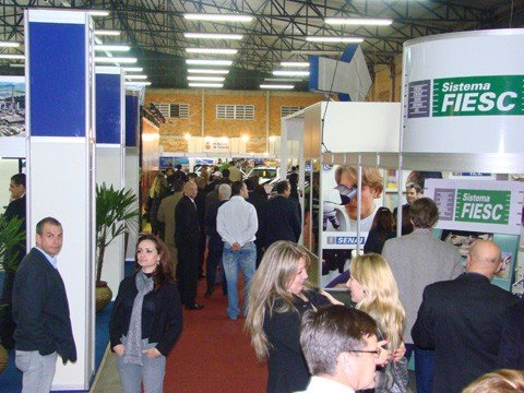 estandes-ja-sao-comercializados-1