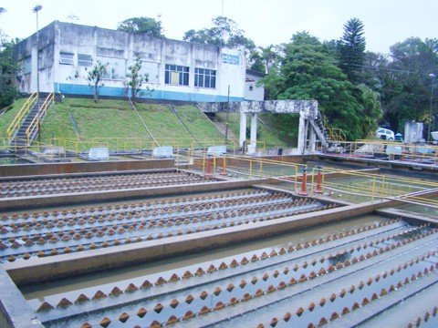 tribunal-concede-mais-prazo-1 Desde 2005 o sistema de água de Tubarão é administrado por meio de contrato emergencial com o consórcio Enops/Esteio/Saneter.