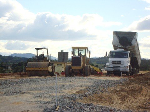 Ainda não se vê ritmo…
