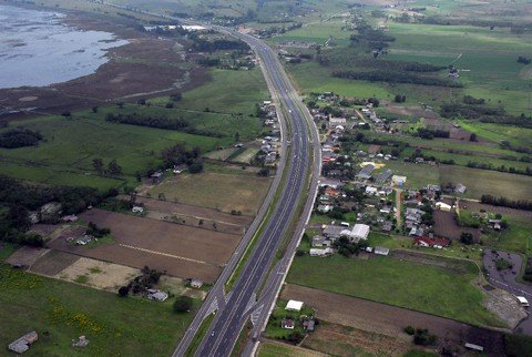 de-laguna-a-capivari-falta-mais-da-metade-1 No lote 24, entre Garopaba a Imbituba, os trabalhos de duplicação estão prontos. Restam detalhes de acabamentos.