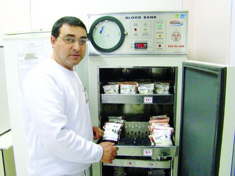 estoques-caem-este-mes-1 Edimar explica que os principais tipos de sangue que faltam são os de tipagem negativa