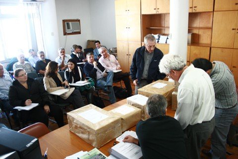 homologacao-da-licitacao-sai-ate-o-fim-do-mes-1 Abertura das propostas de preço ocorreu ontem à tarde, no Deinfra. A obra, de 16,7 quilômetros, já possui a Licença Ambiental Provisória (LAP). Agora, o Deinfra dará entrada ao pedido da Licença Ambiental de Instalação (LAI).
