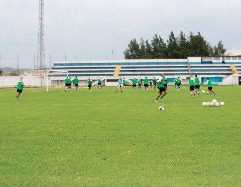 novos-reforcos-devem-chegar-ao-peixe-1 Os trabalhos continuam intensos no Domingos Gonzalez.