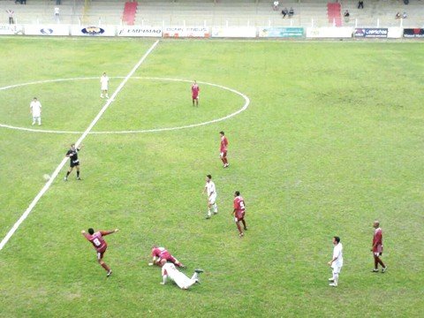 leao-vence-e-esta-na-semifinal-do-turno-1 O Hercílio venceu o Ibirama ontem.