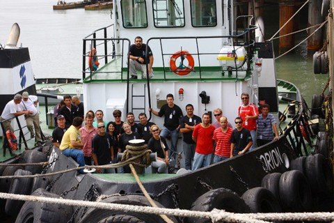 estudantes-conhecem-a-estrutura-1 Estudantes visitaram o Porto de Imbituba para conhecer o ambiente profissional