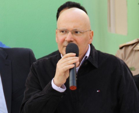 manoel-retorna-retorna-na-segunda-feira-1 Na inauguração do presídio regional, esta semana, Manoel Bertoncini já demonstrava total disposição para trabalhar.