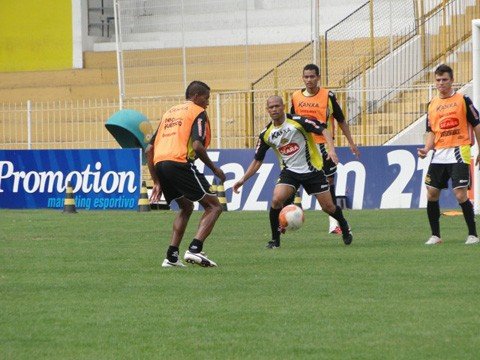 tigre-joga-por-lugar-no-g4-1 Tigre está a apenas dois pontos do Americana, que é o quarto colocado