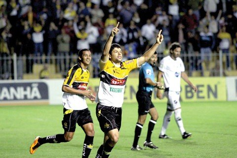 tigre-tera-mudancas-no-jogo-de-hoje-1 O Criciúma vem de uma vitória de 3 a 1 sobre o ABC.