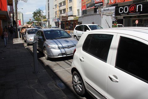 data-de-ativacao-ainda-nao-foi-definida-1 Os parquímetros só irão cobrar o tempo que o veículo permanecer na vaga. Serão confeccionados cartões diferenciados para idosos e portadores de deficiência física